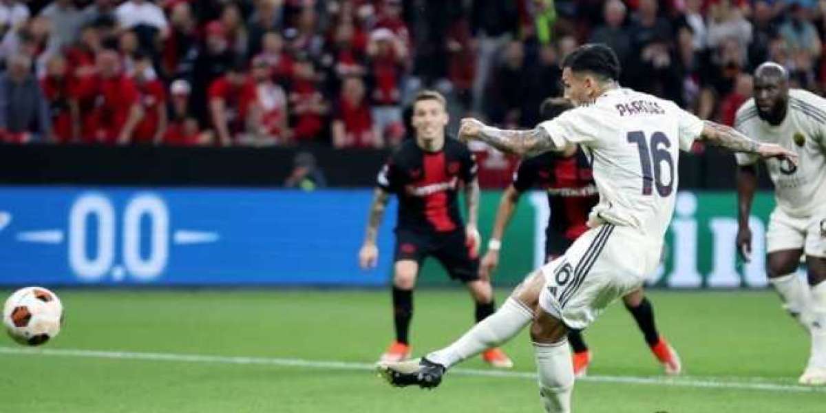Leverkusen went back ahead on aggregate when Roma's Gianluca Mancini inadvertently scored an own goal